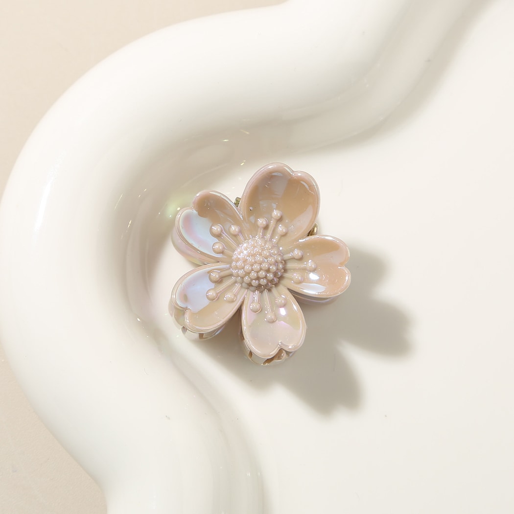 Beau - Cute Floral Petal Design Hair Claw Clip