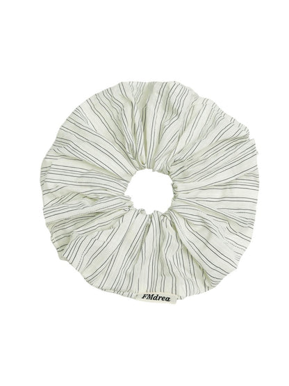 Gifty - Trendy Blue and White Striped Scrunchie