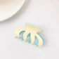 Beau - Glossy Geometric Openwork Claw Clip