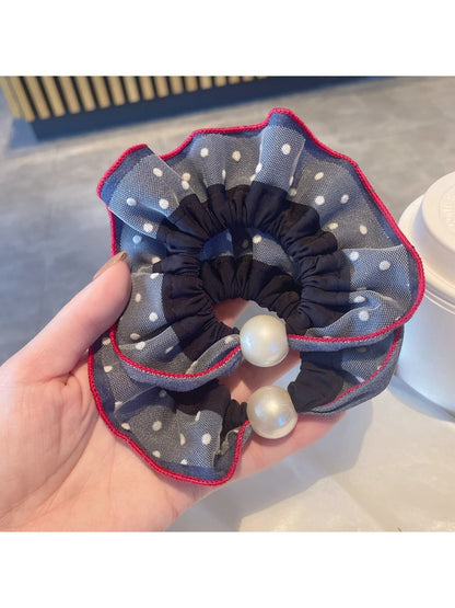 Gifty - Versatile Polka Dot Scrunchie