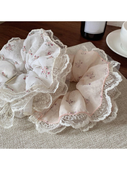 Gifty - Spring Floral Ruffle Scrunchies