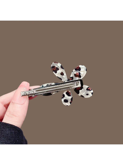 Beau - Leopard Printed Floral Hair Clip