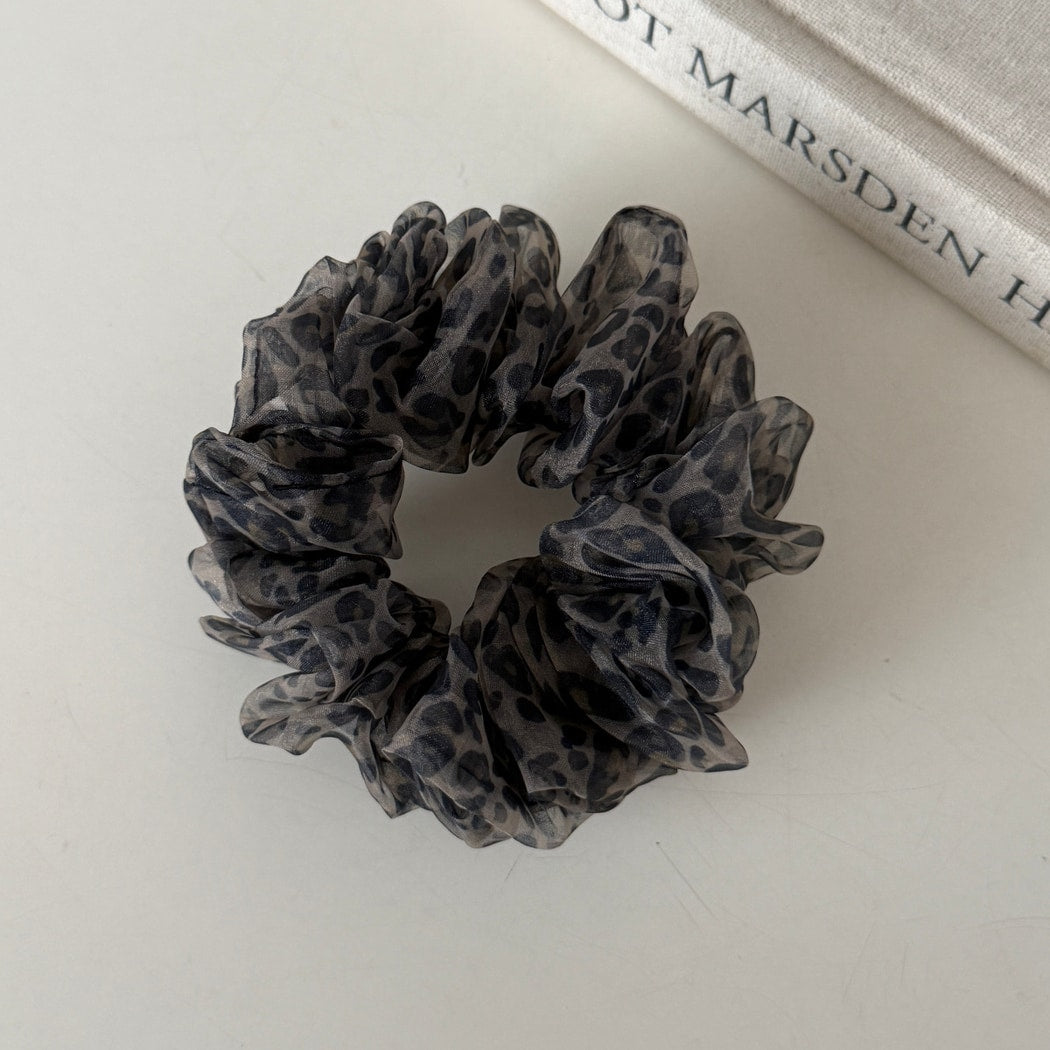 Gifty - Leopard Print Ruffled Polyester Scrunchie