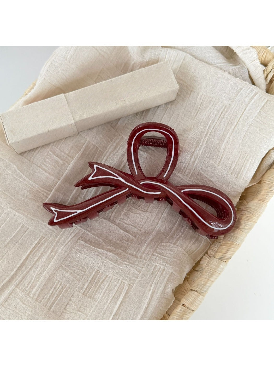 Beau - Versatile Red Irregular-Shaped Hair Clip
