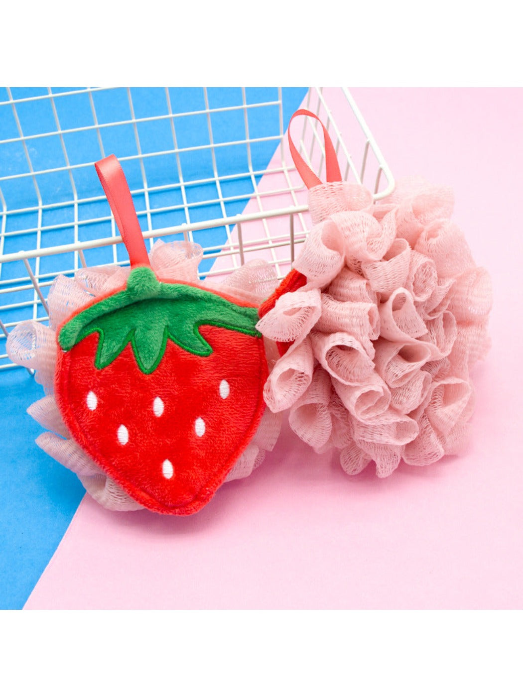 Papo - Cute Strawberry Shaped Bath Pouf