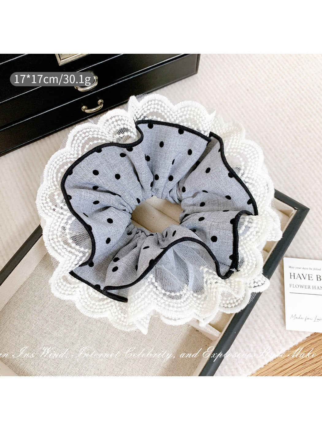 Gifty - Lace Polka Dot Hair Tie