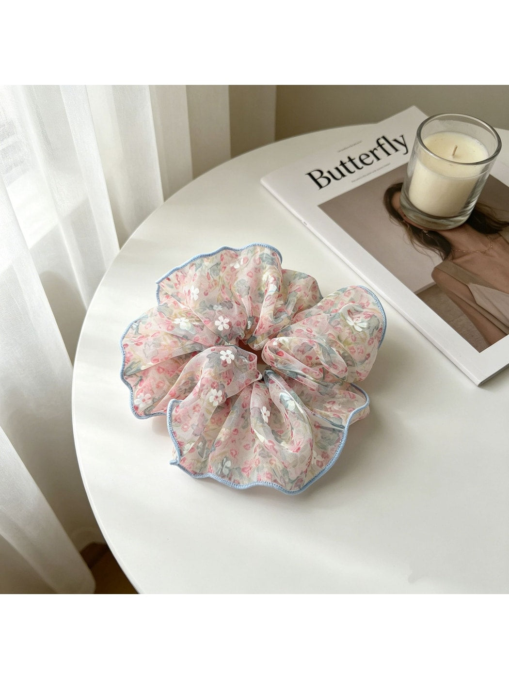 Gifty - Sweet Floral Print Mesh Trim Scrunchie