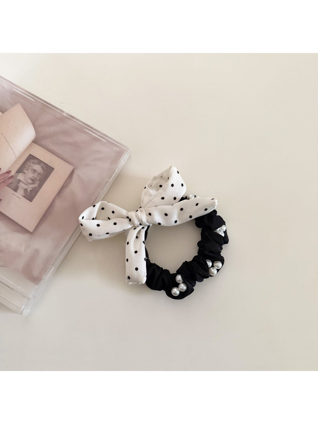 Gifty - Polka Dot Bow Hair Ring