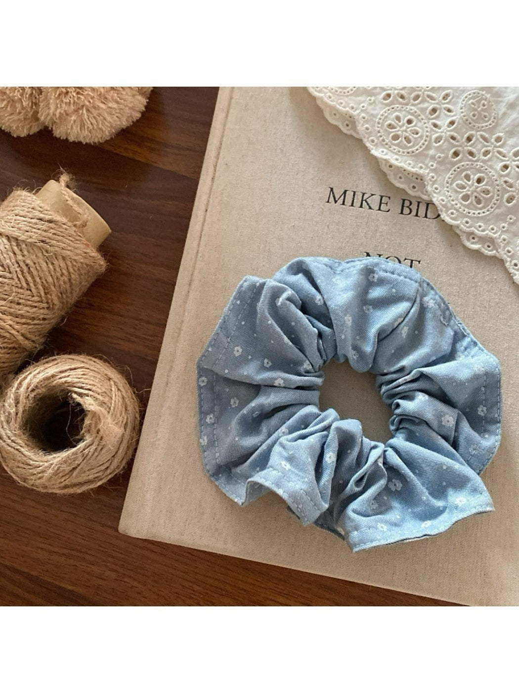 Gifty - White Dot Blue Denim Hair Ties