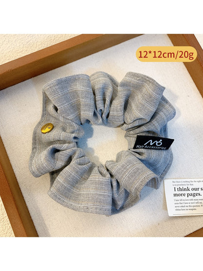 Gifty - Elegant Striped Hair Scrunchie