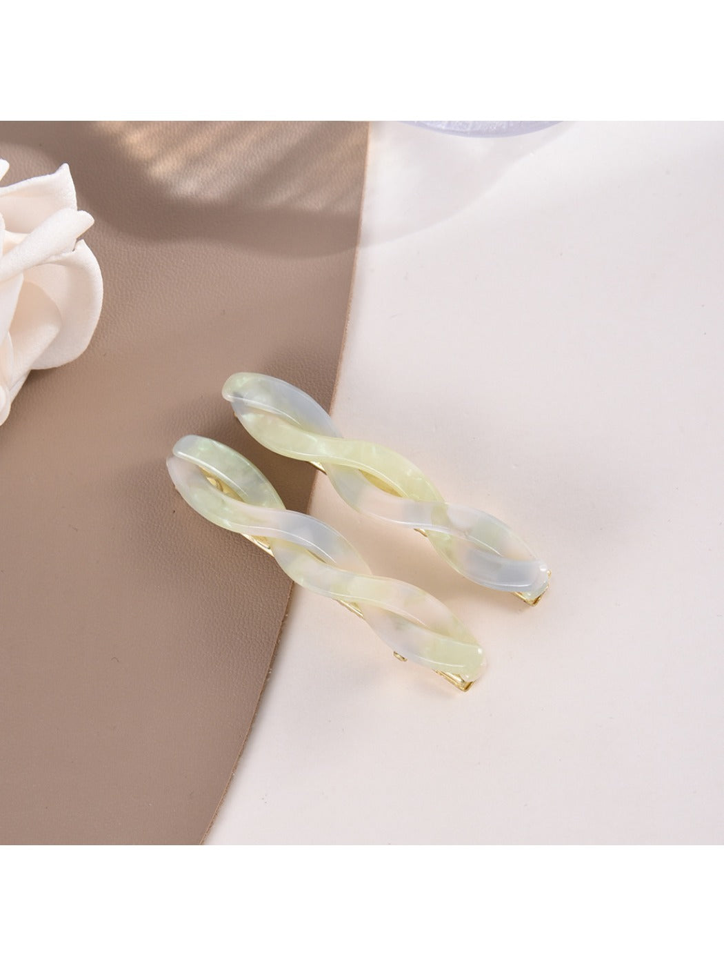 Beau - Creative Braided Shaped Acetate Hair Clip