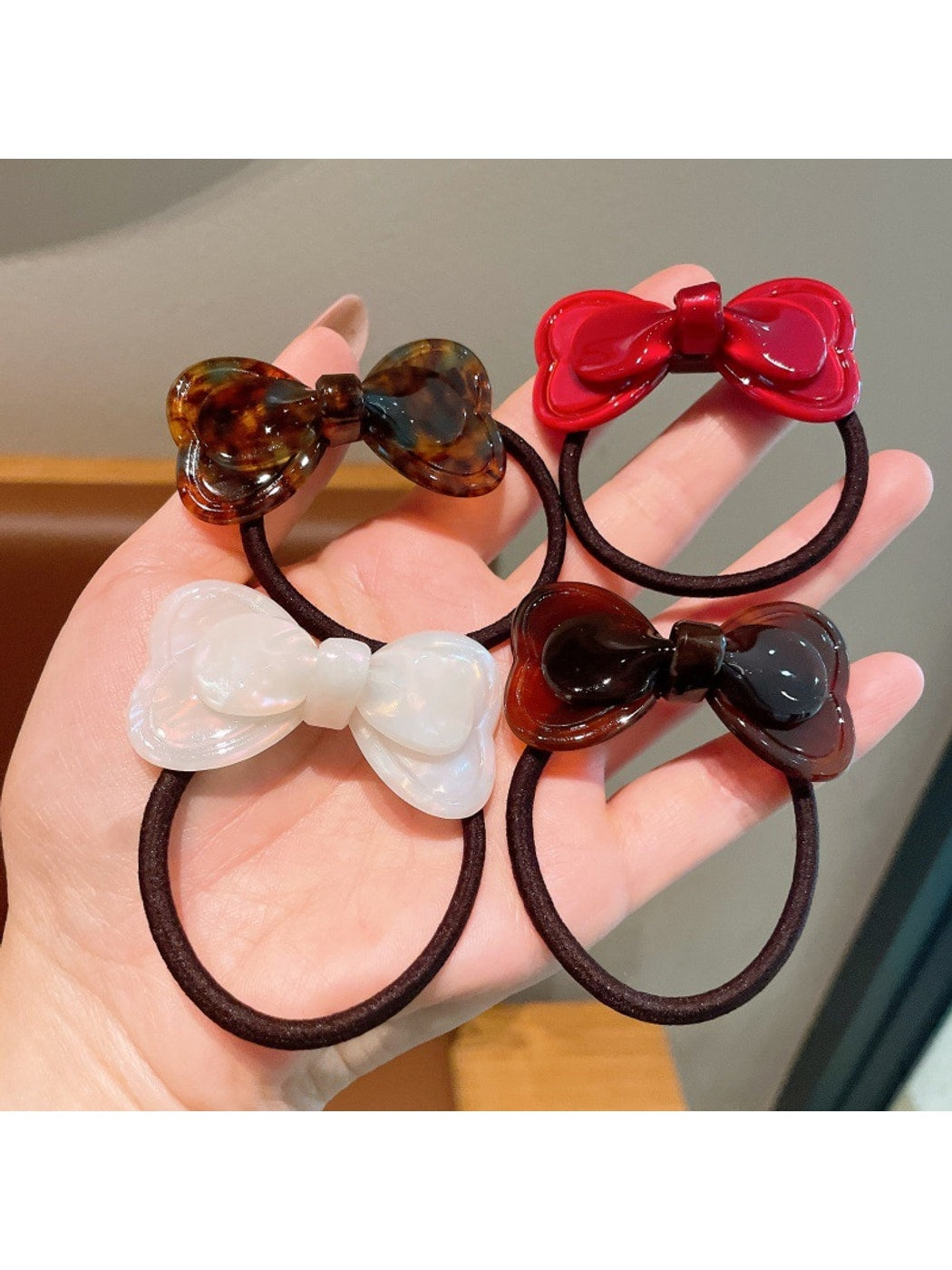 Gifty - Sweet Bow Design Acetate Finish Hair Tie