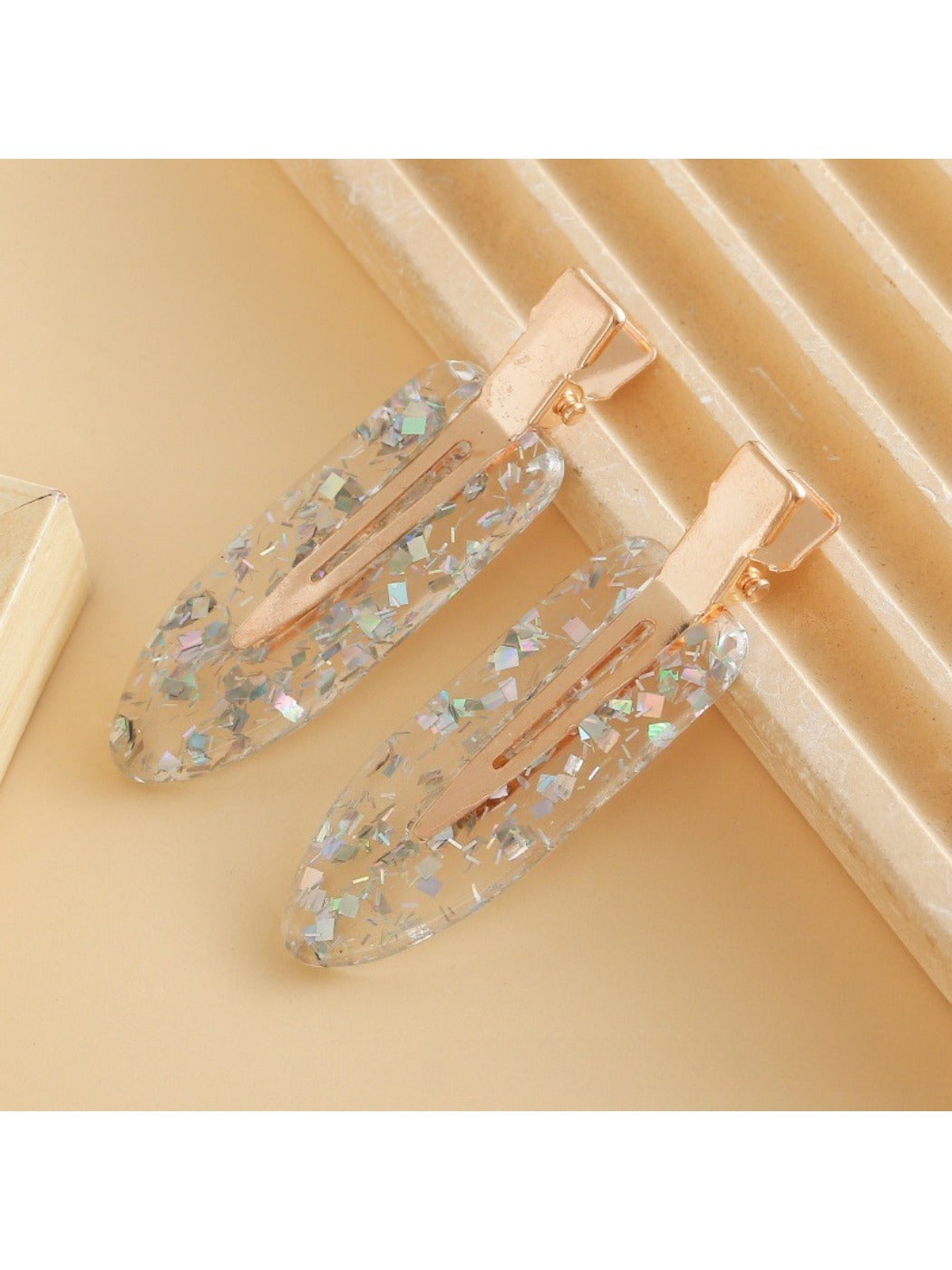 Beau - Elegant Teardrop Hair Clip