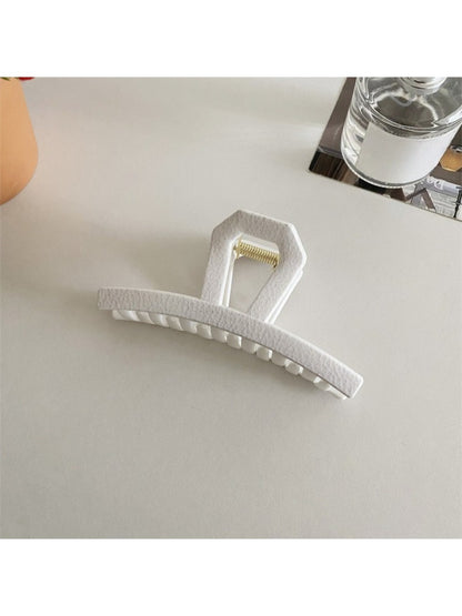 Beau - Elegant Openwork Square Shaped Claw Clip