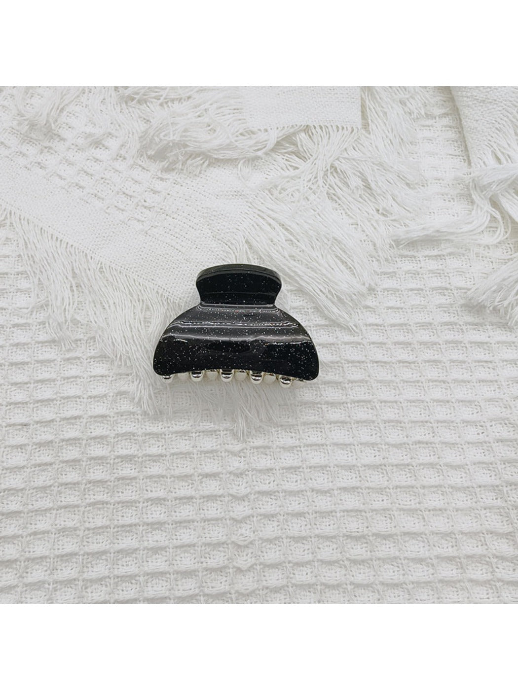 Beau - Semicircle-Shaped Fashionable Medium Hair Clip