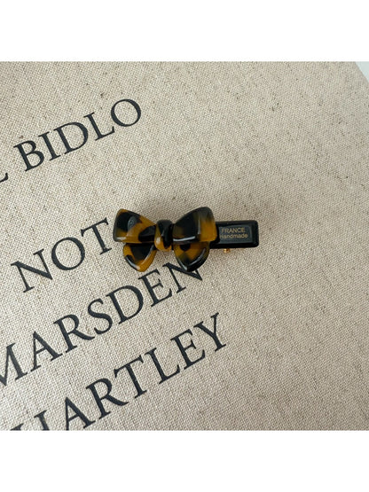 Beau - Trendy Bow Hair Clip