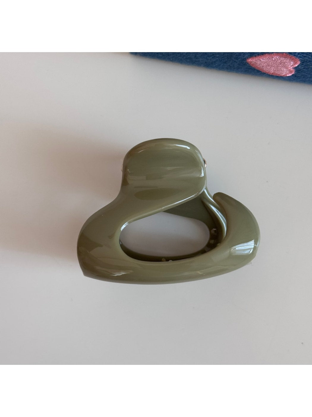 Beau - Glossy Irregular Open Design Hair Claw Clip