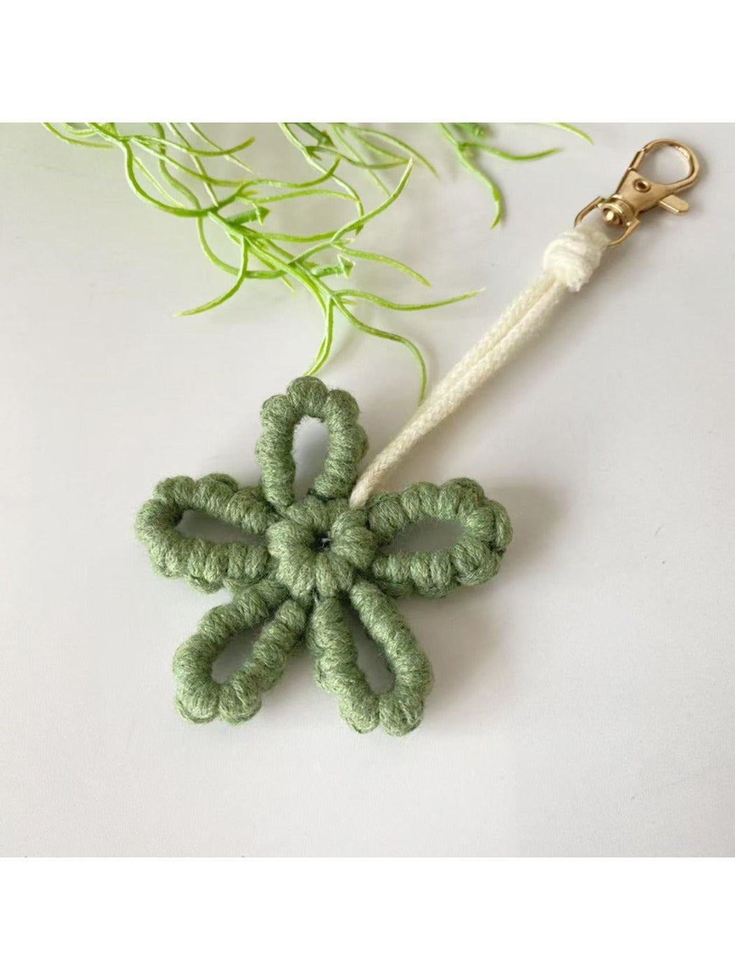 Keypus - Flower Keychain Minimalist Cute Floral Accessory