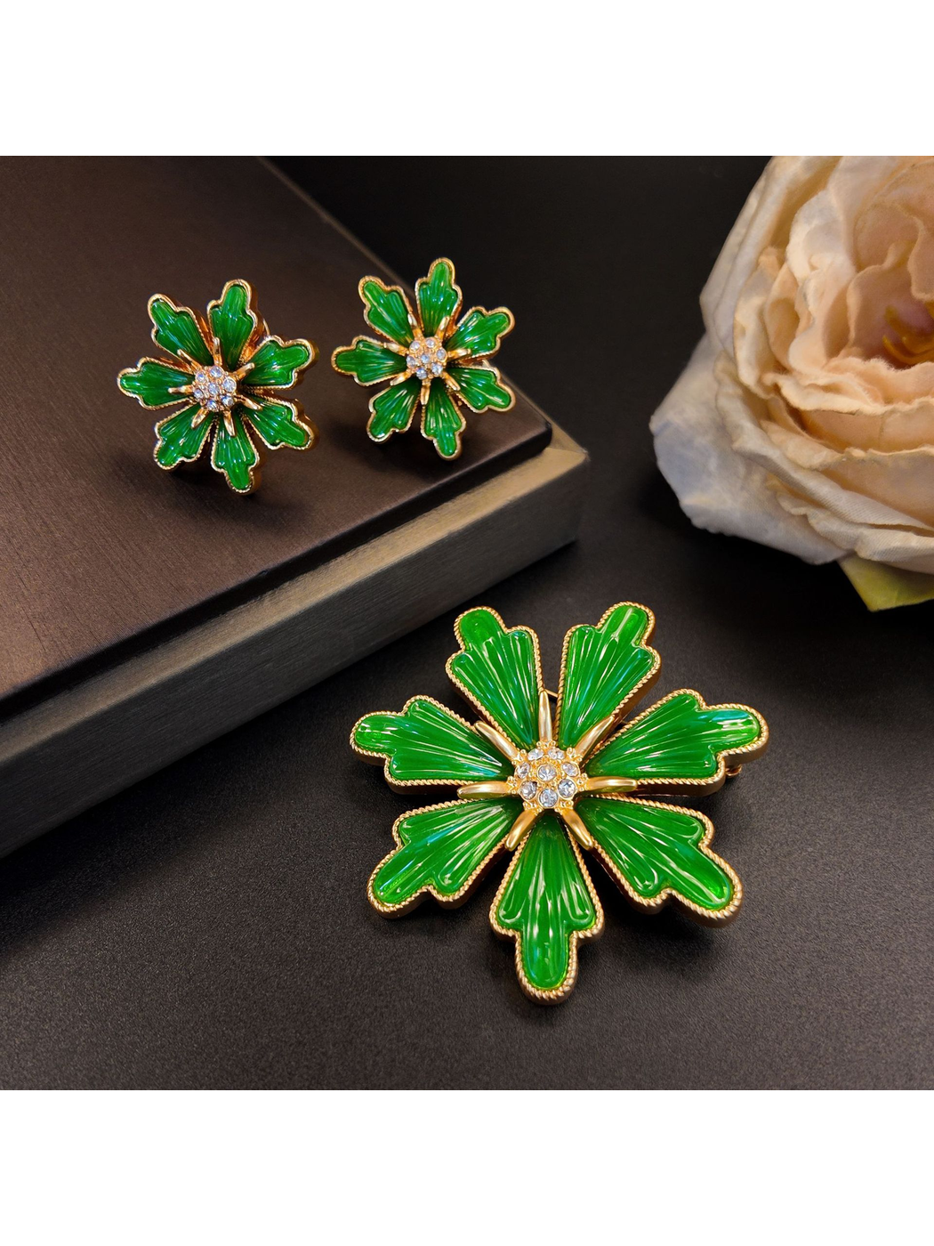 Brovia - Vintage Floral Petal Rhinestone Brooch