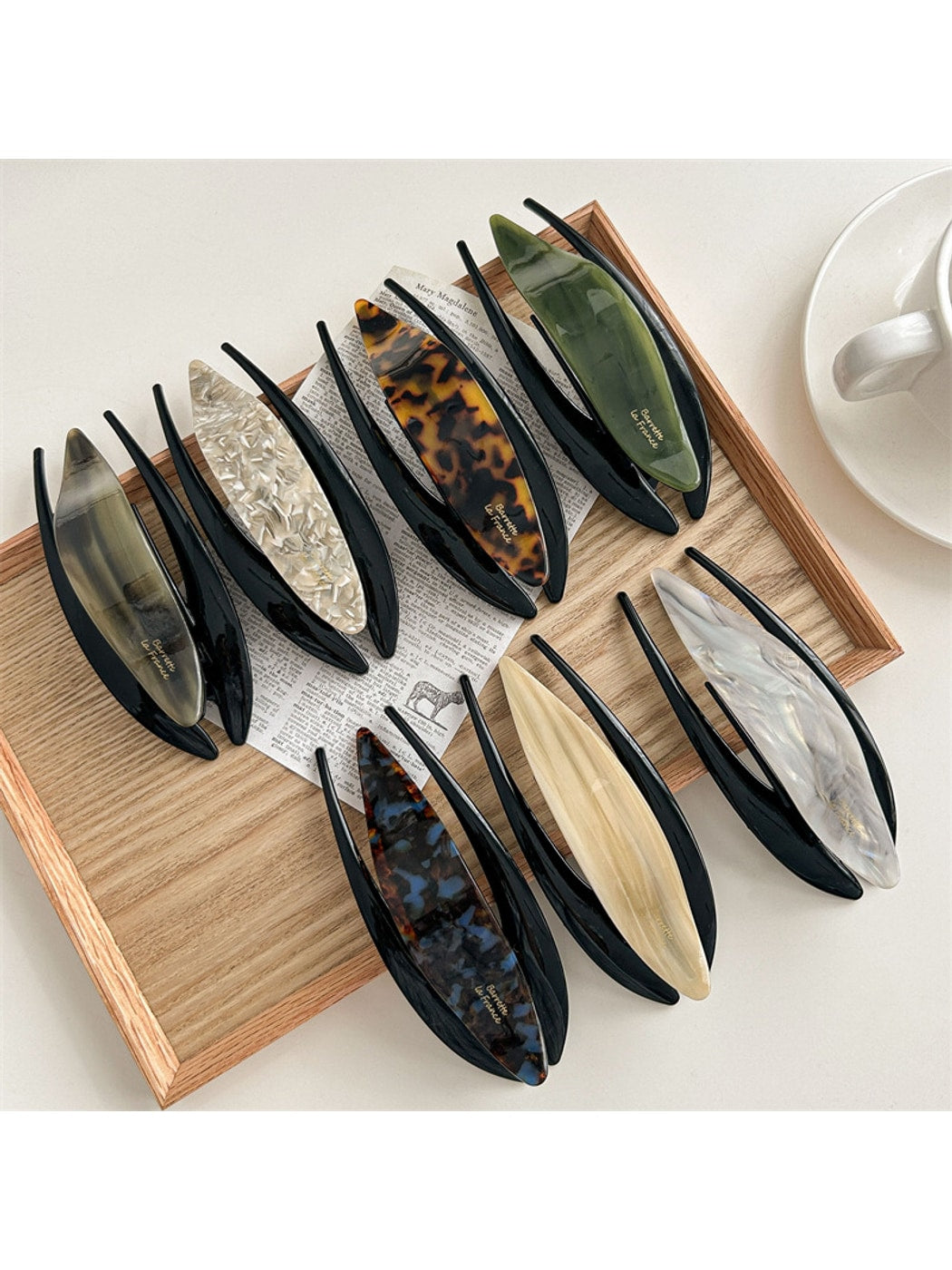 Beau - Line Detail Acetate Barrette Hair Clip