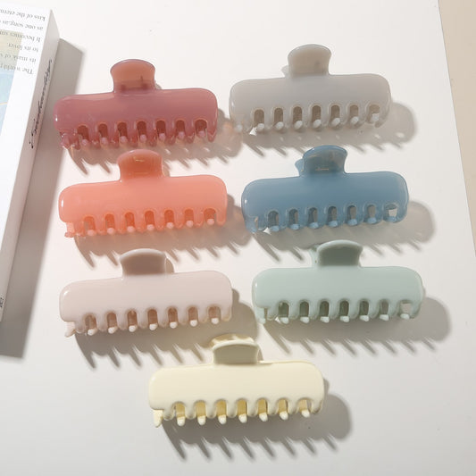 Beau - Minimal Lacquer Finish Hair Styling Claw Clip