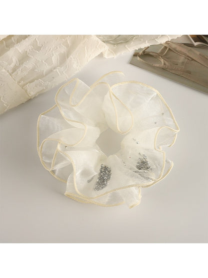 Gifty double layer scrunchie styled in a ponytail with ruffled fabric details