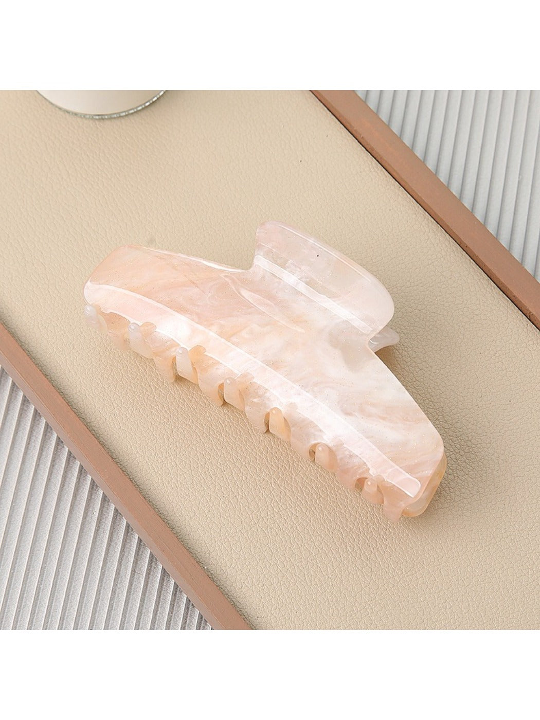 Beau - Ombre Minimalist Claw Clip