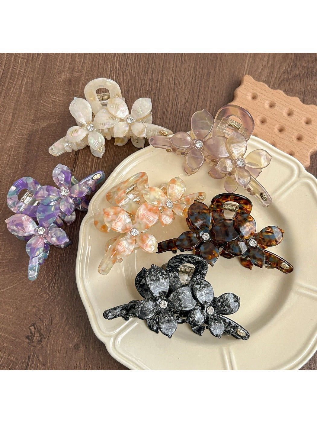 Beau - Elegant Double Bloom Claw Clip