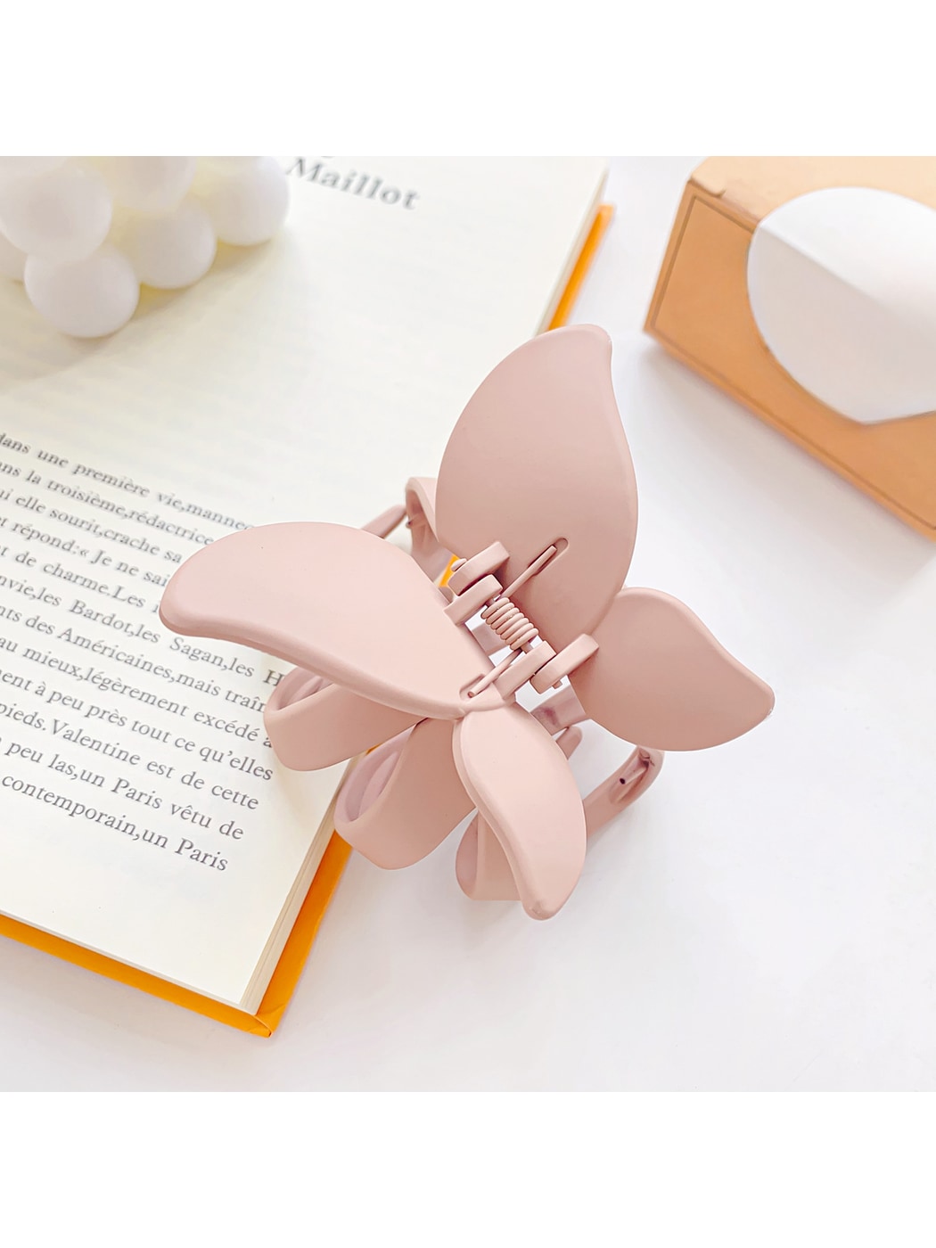 Beau - Butterfly Shape Matte Finish PS Claw Clip