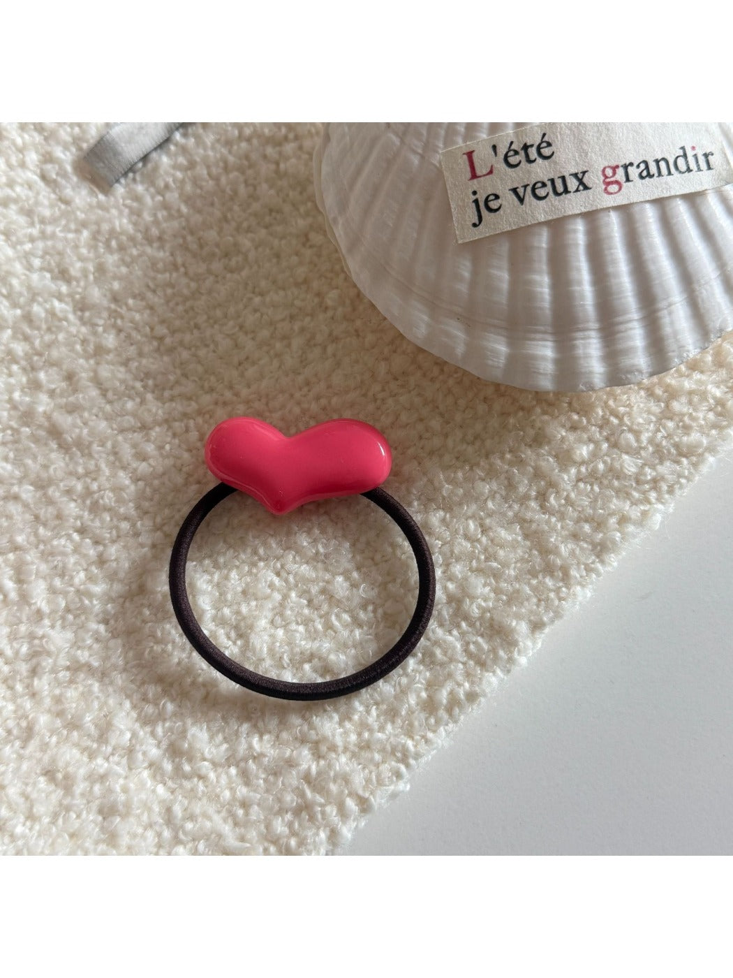 Gifty - Minimalist Solid Color Heart Hair Tie