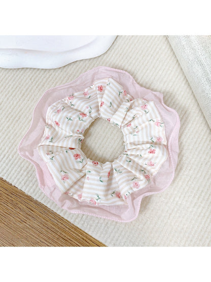 Gifty - Countryside Style Floral Hair Loop