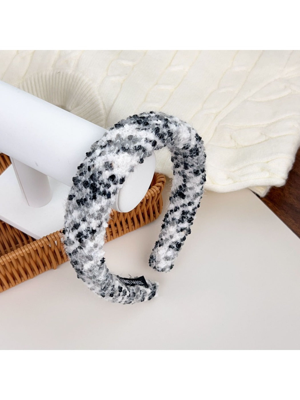 Yellow headband with a smooth fabric and elastic band