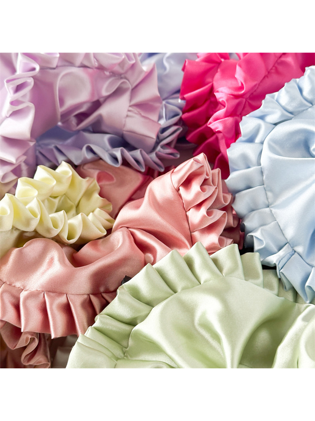 Gifty - Oversized Ruffled Satin Look Scrunchie