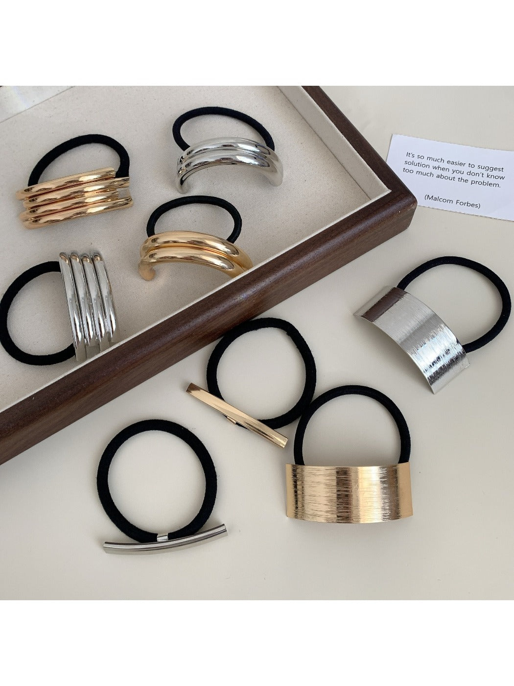 Gifty - Minimalist Geometric Hair Ties