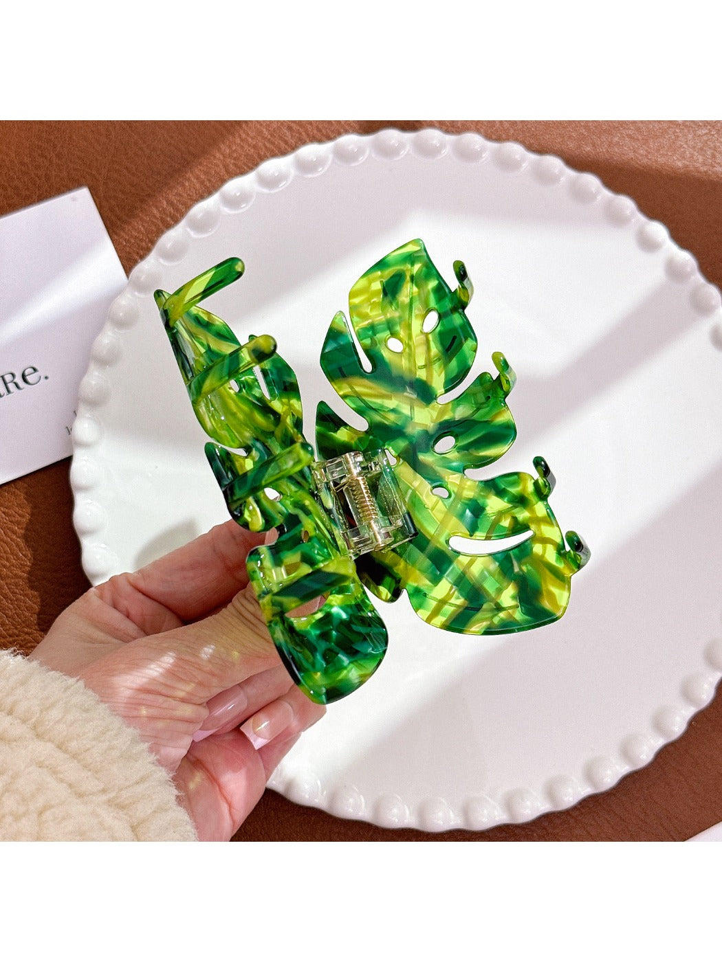 Beau - Leaf Shaped Hair Clip Large Acetate Hair Claw