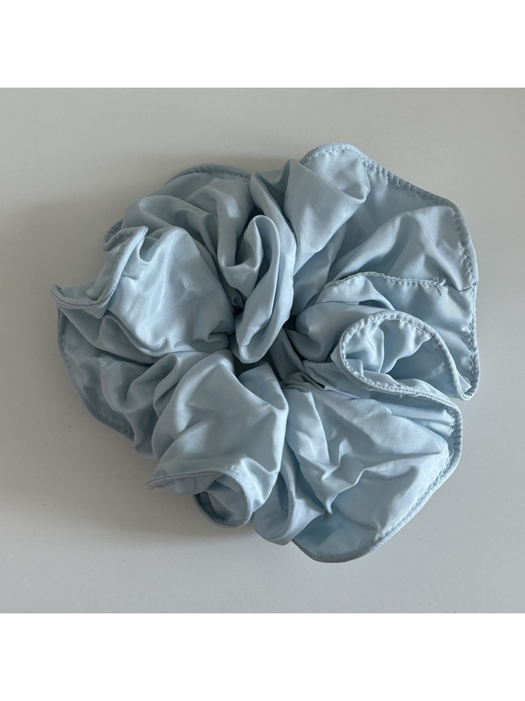 Gifty - Sweet Ruffled Oversized Polyester Scrunchie