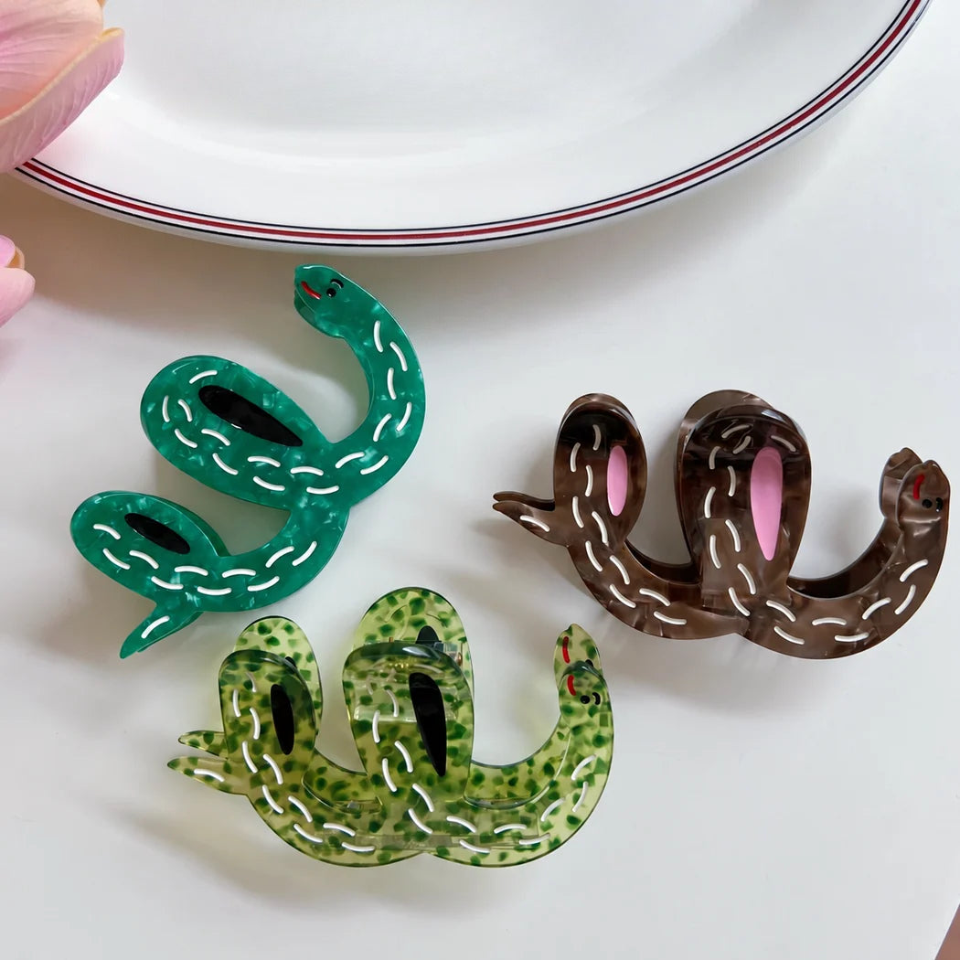 Beau - Wavy Snake Hair Claw