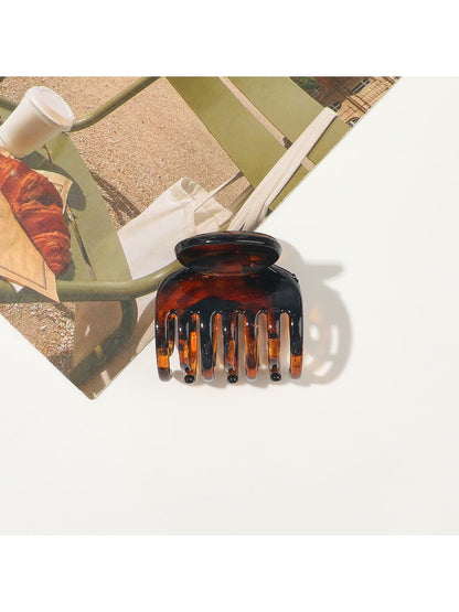 Beau - Matte or Glossy Leopard Print Claw Clip