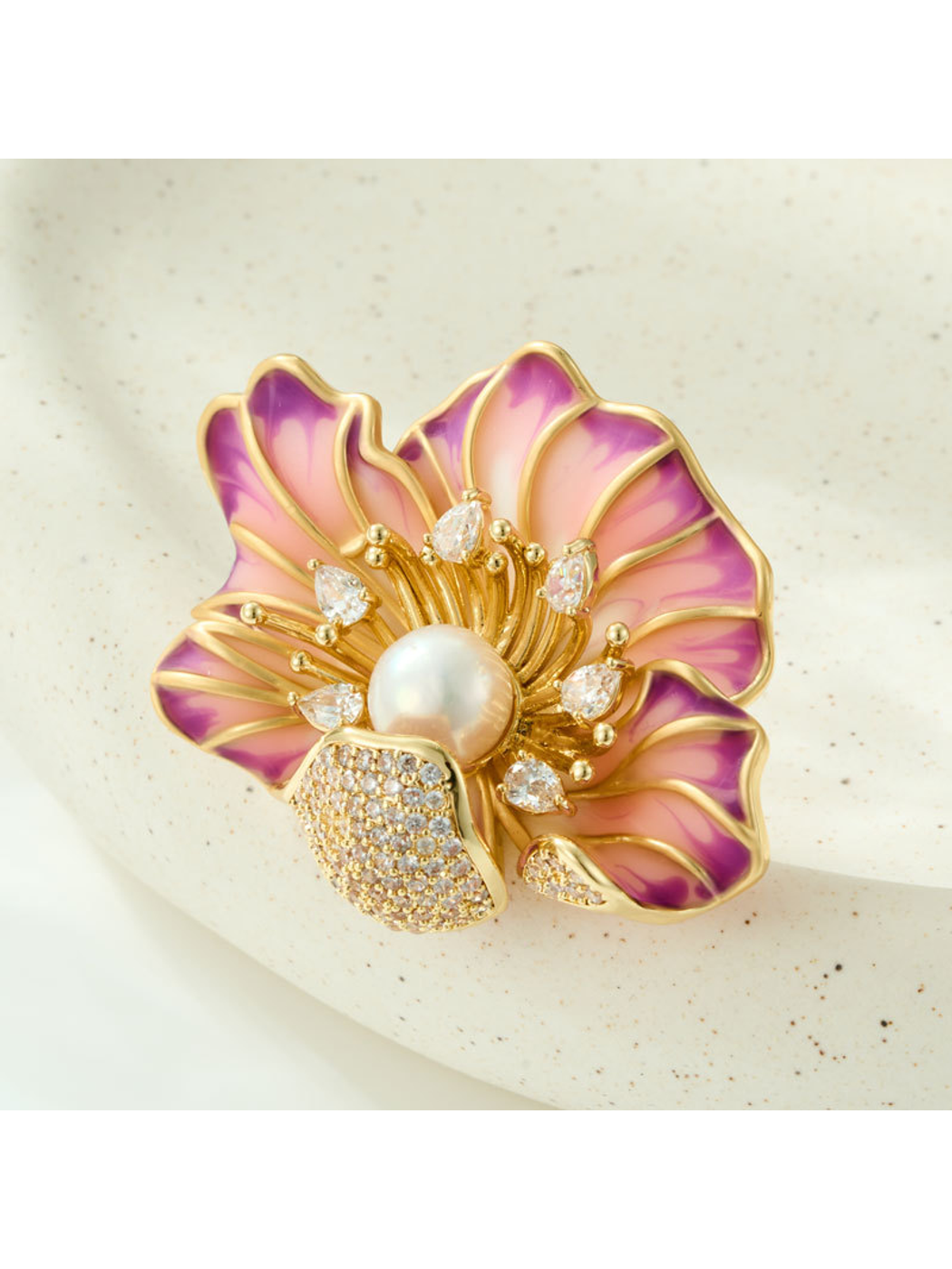 Brovia - Gradient Enamel Flower Elegant Brooch Pin