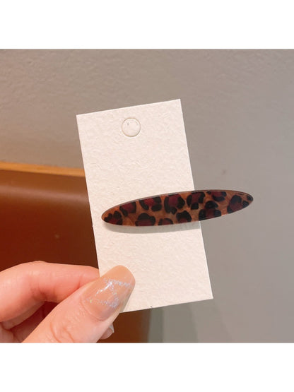 Beau - Leopard Print Oval Duckbill Women's Hair Clip