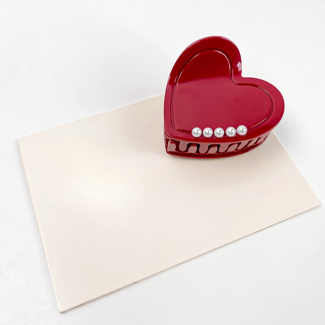 Beau - Chic Decorative Heart Shaped Claw Clip