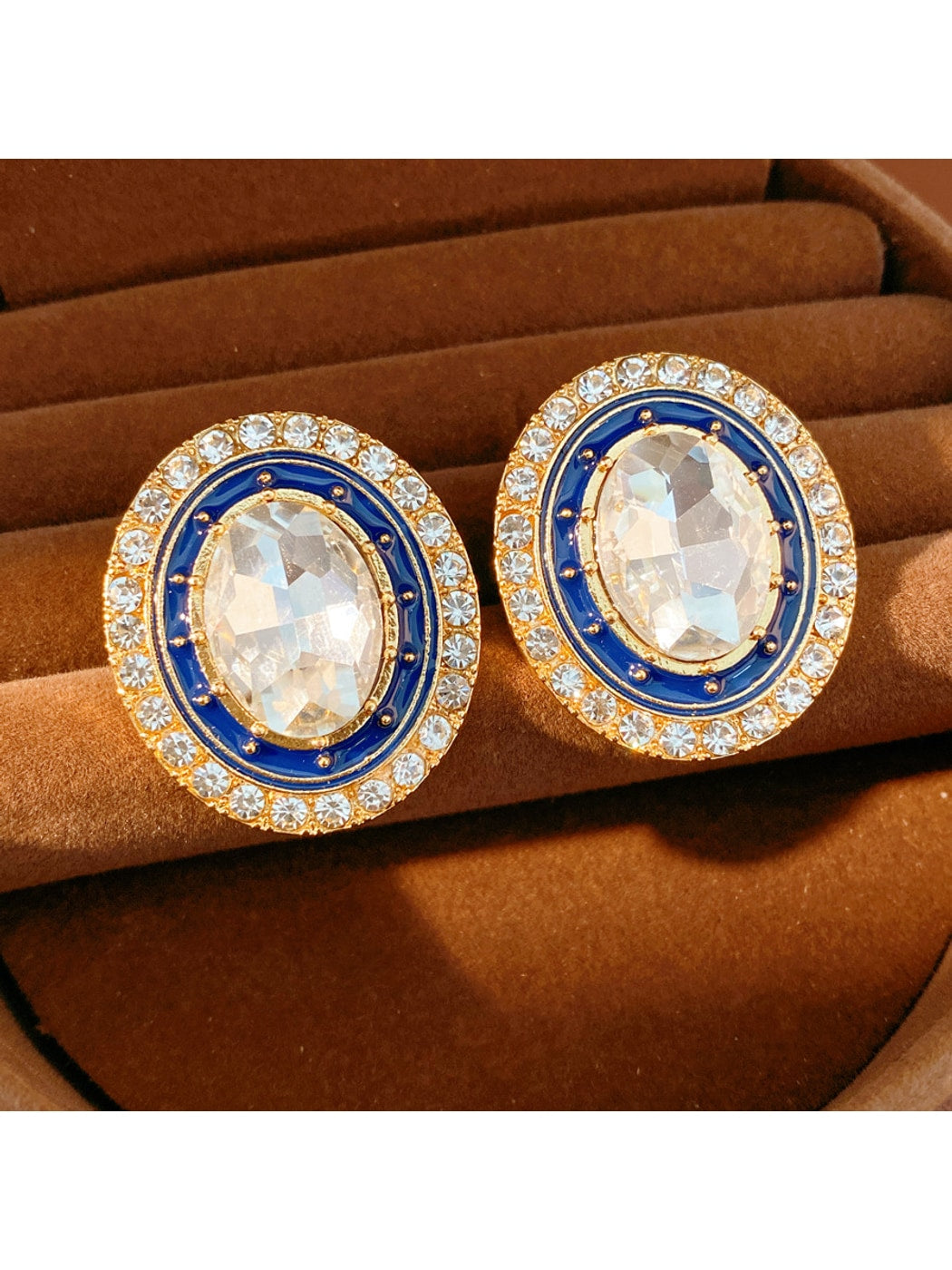 Earedge - Vintage Oval Rhinestone Geometric Stud Earrings