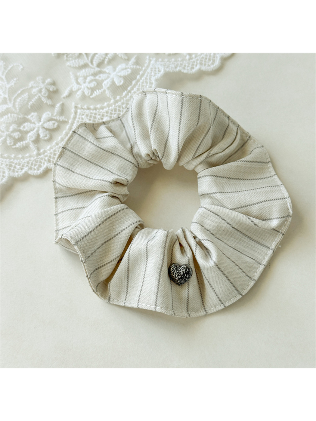 Gifty - Heart Stripe High Stretch Hair Scrunchie