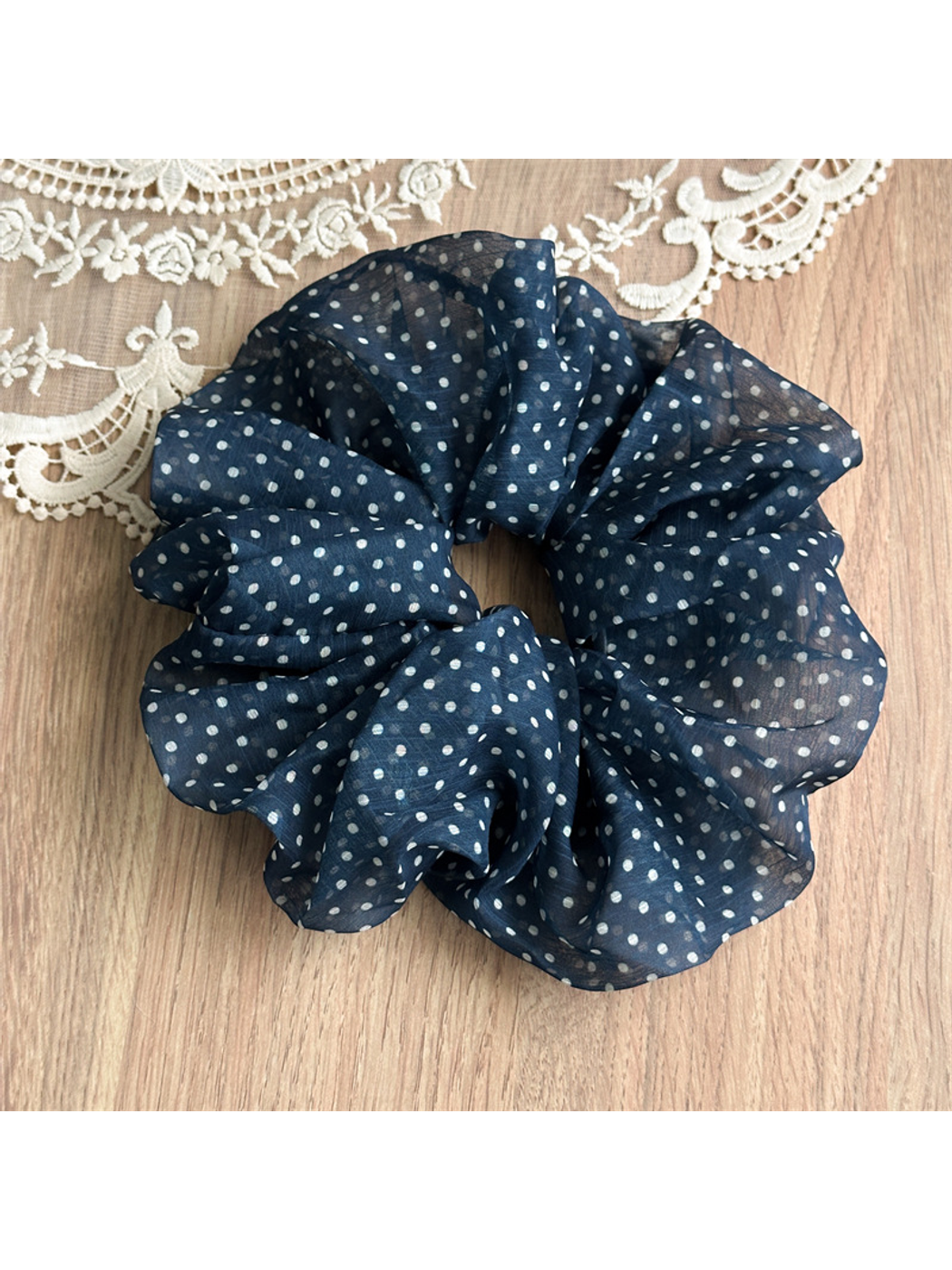 Gifty - Polka Dot High Stretch Scrunchie