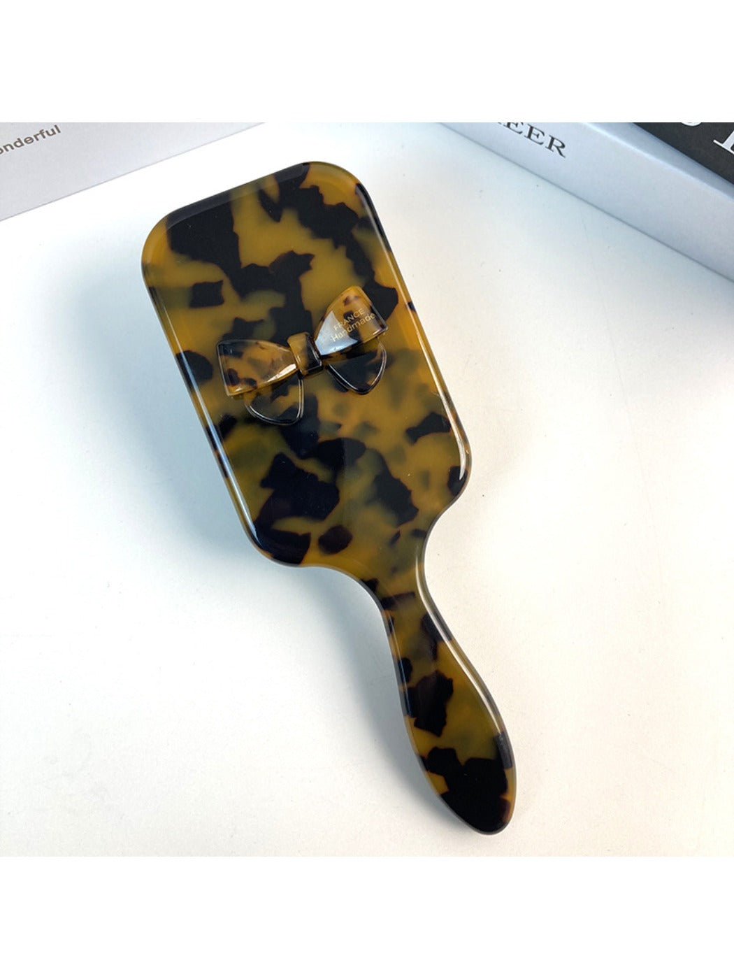 Camerow - Retro Bow Design Comb Mirror