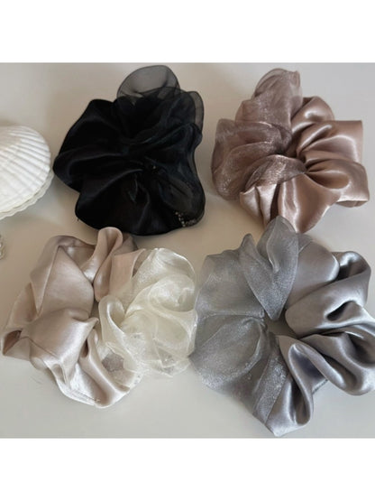 Gifty - Satin Paneled Ruched Scrunchie