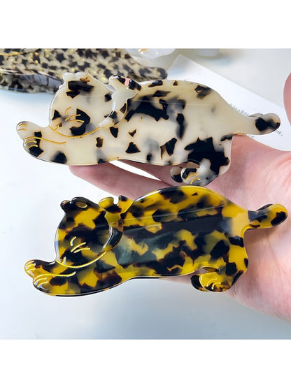 Beau - Jumping Cat Shaped Acetate Hair Clip