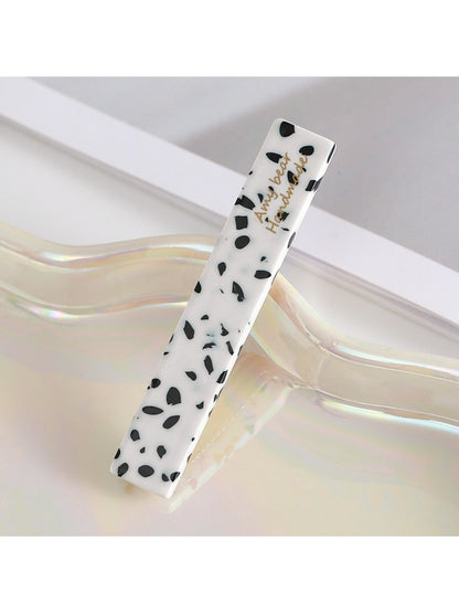 Beau - Minimalist Square Hair Clip
