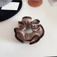 Gifty - Elegant Two-Tone Color-Block Scrunchie