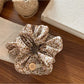 Gifty - Elegant Vintage Ditsy Floral Scrunchie